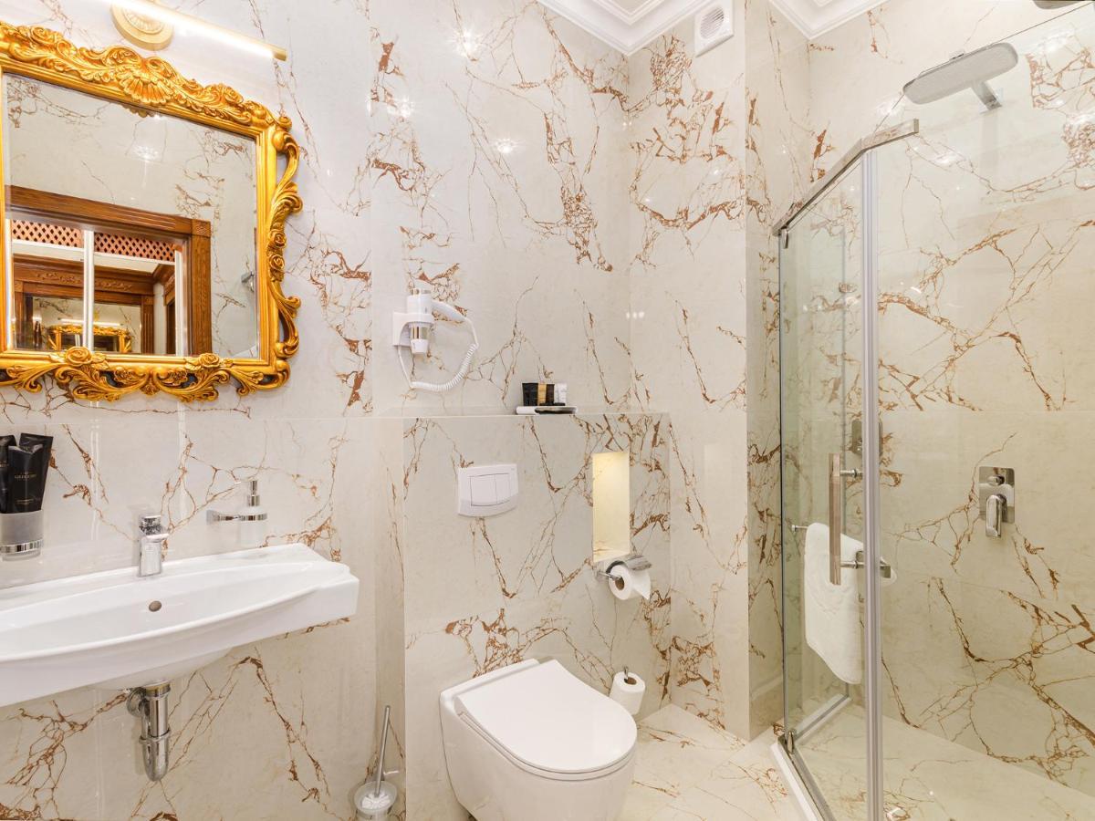 Gregory Hotel Dendrarium Park Kişinev Dış mekan fotoğraf