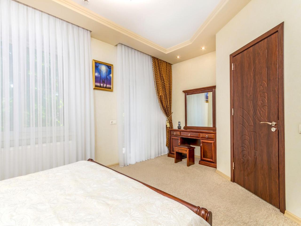 Gregory Hotel Dendrarium Park Kişinev Dış mekan fotoğraf